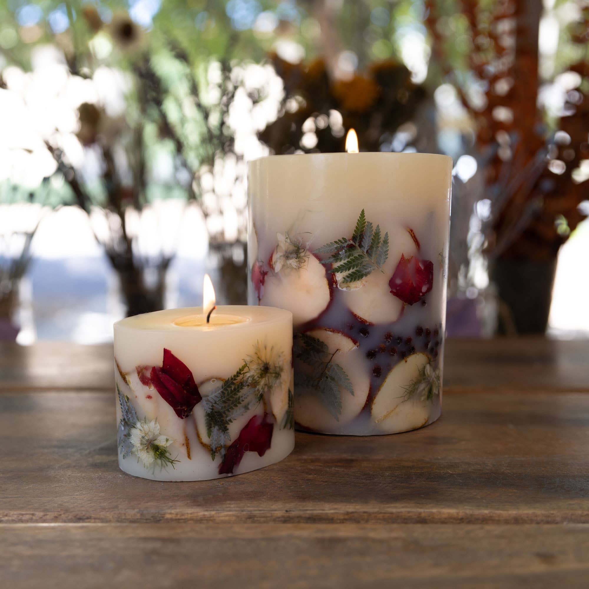Petite Botanical Candle - Spicy Apple 3"H