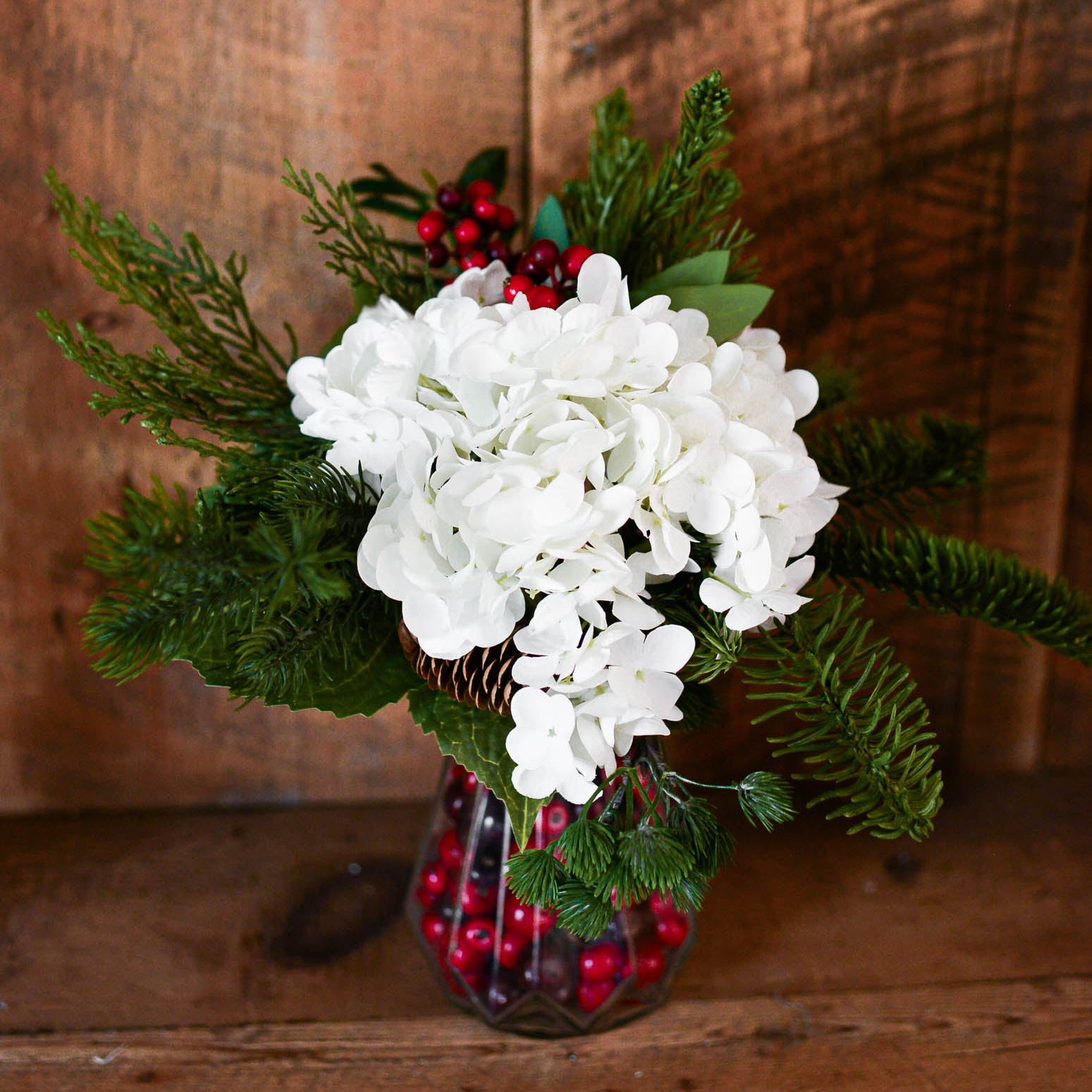 Hearth Holiday Petite Bouquet Drop In