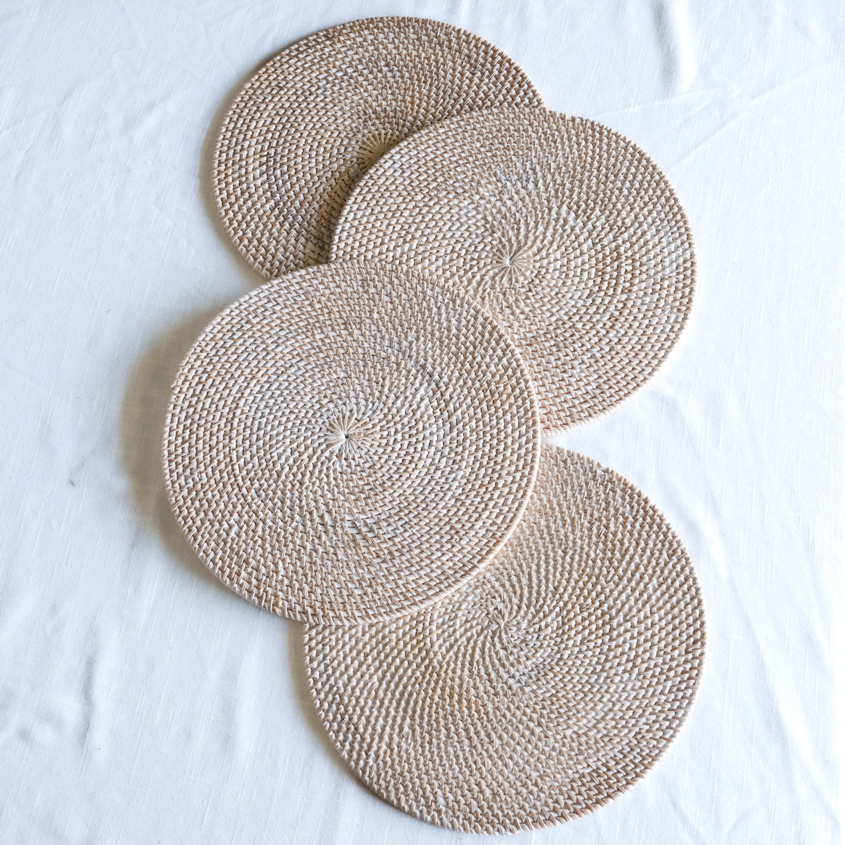 Straw White Washed Round Placemats Serving Mat Set of 4