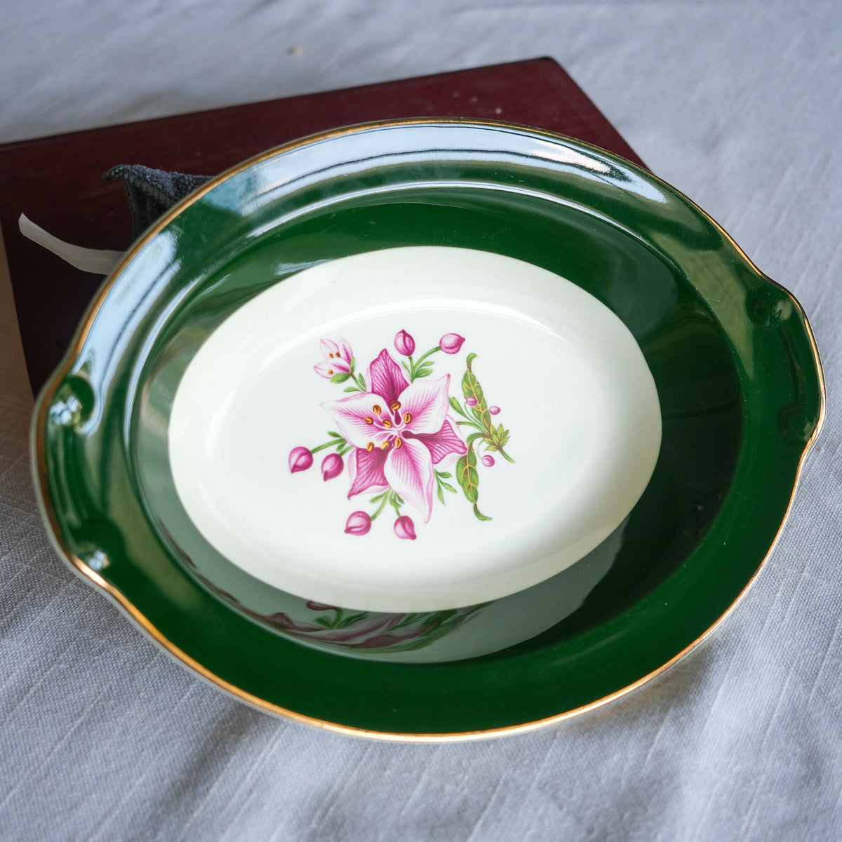 Vintage "Appalachian Heirloom" Oval Serving Bowl Hunter Green Gold Edged Bonnie Pattern - Taylor, Smith, & Taylor Pottery Company 9.5x7
