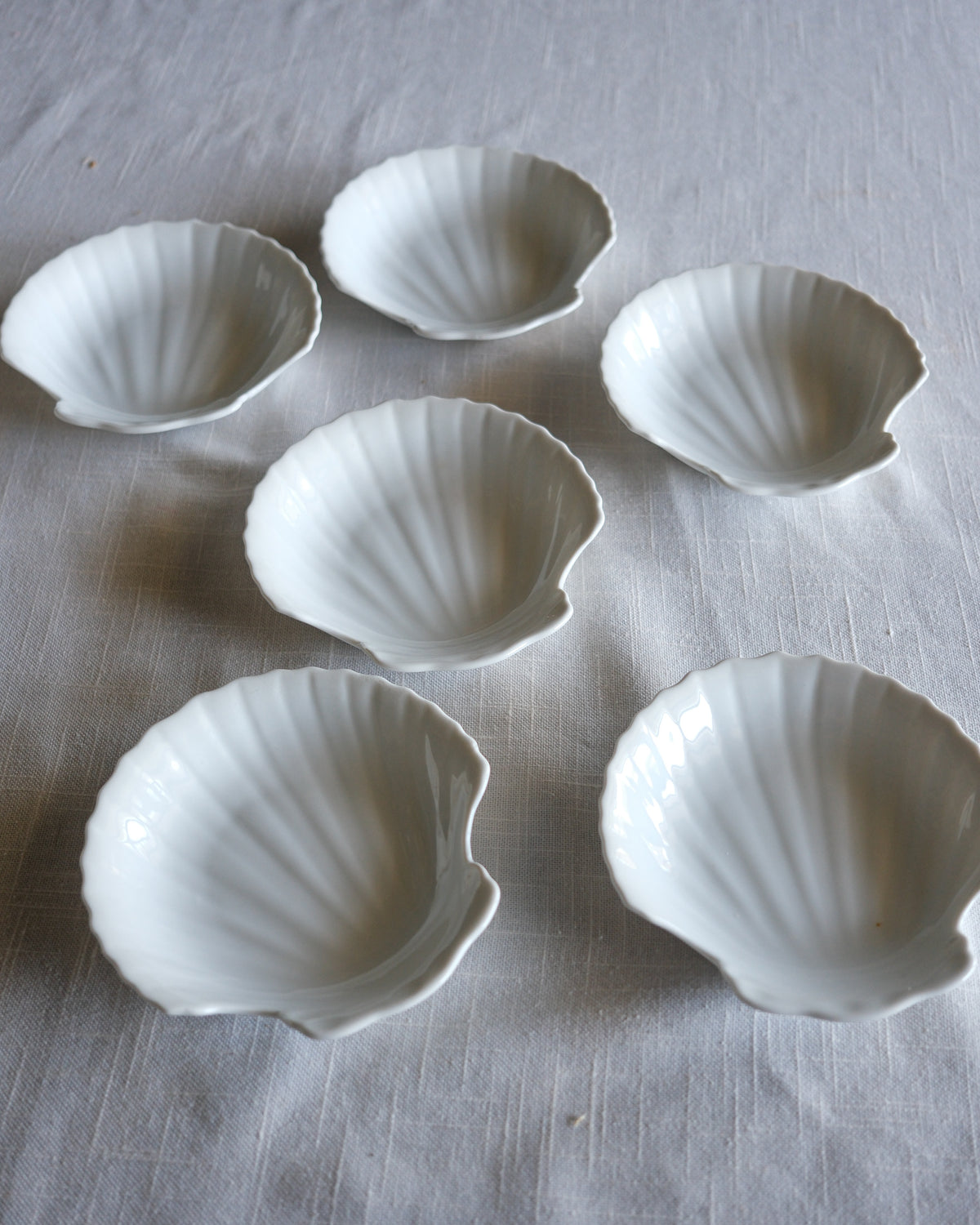 Set of 6 Petite White Ceramic Shell Dishes