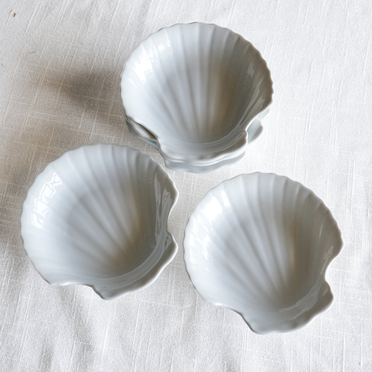 Set of 6 Petite White Ceramic Shell Dishes