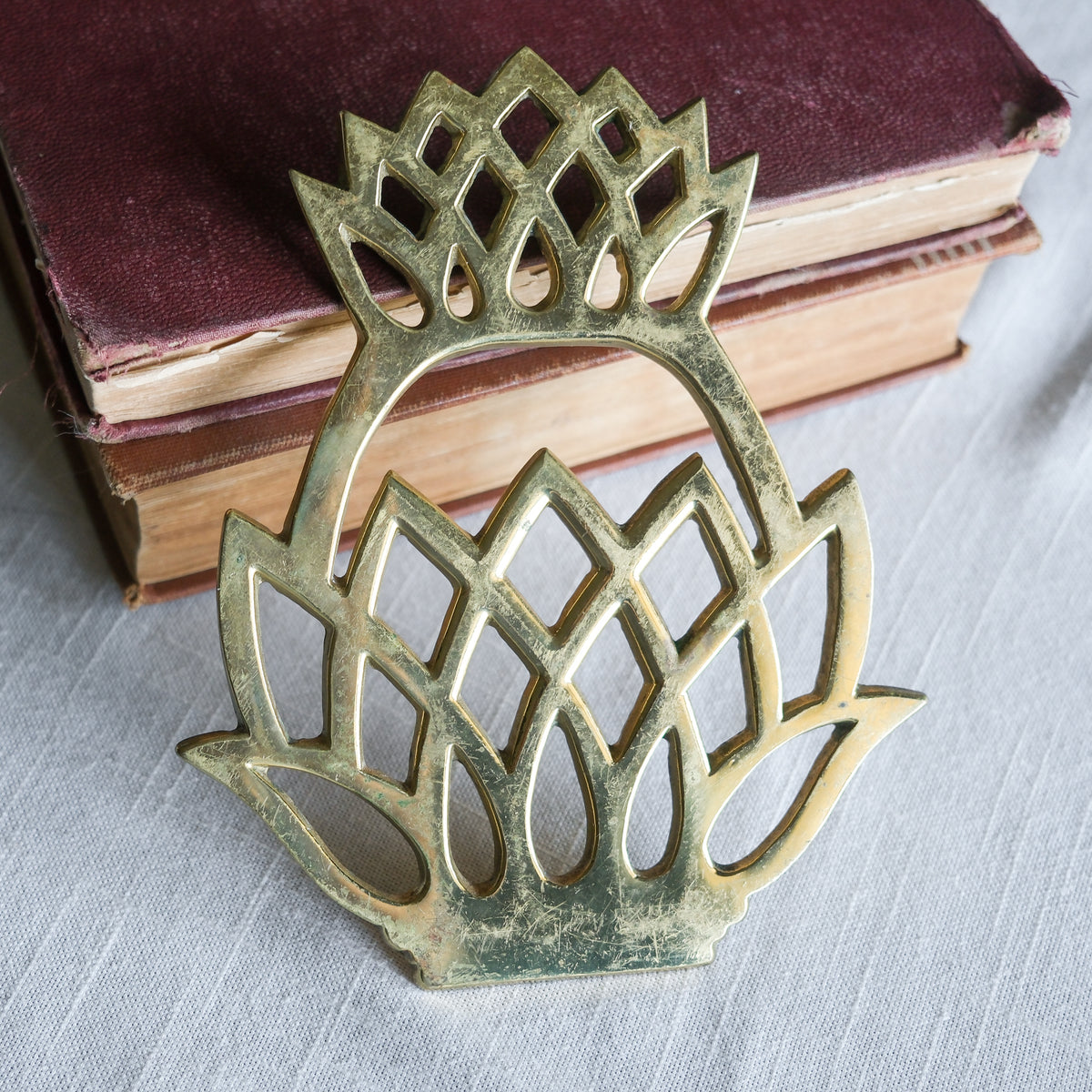 Vintage Virginia Metalcrafters Solid Brass "Newport Pineapple" Trivet c. 1976