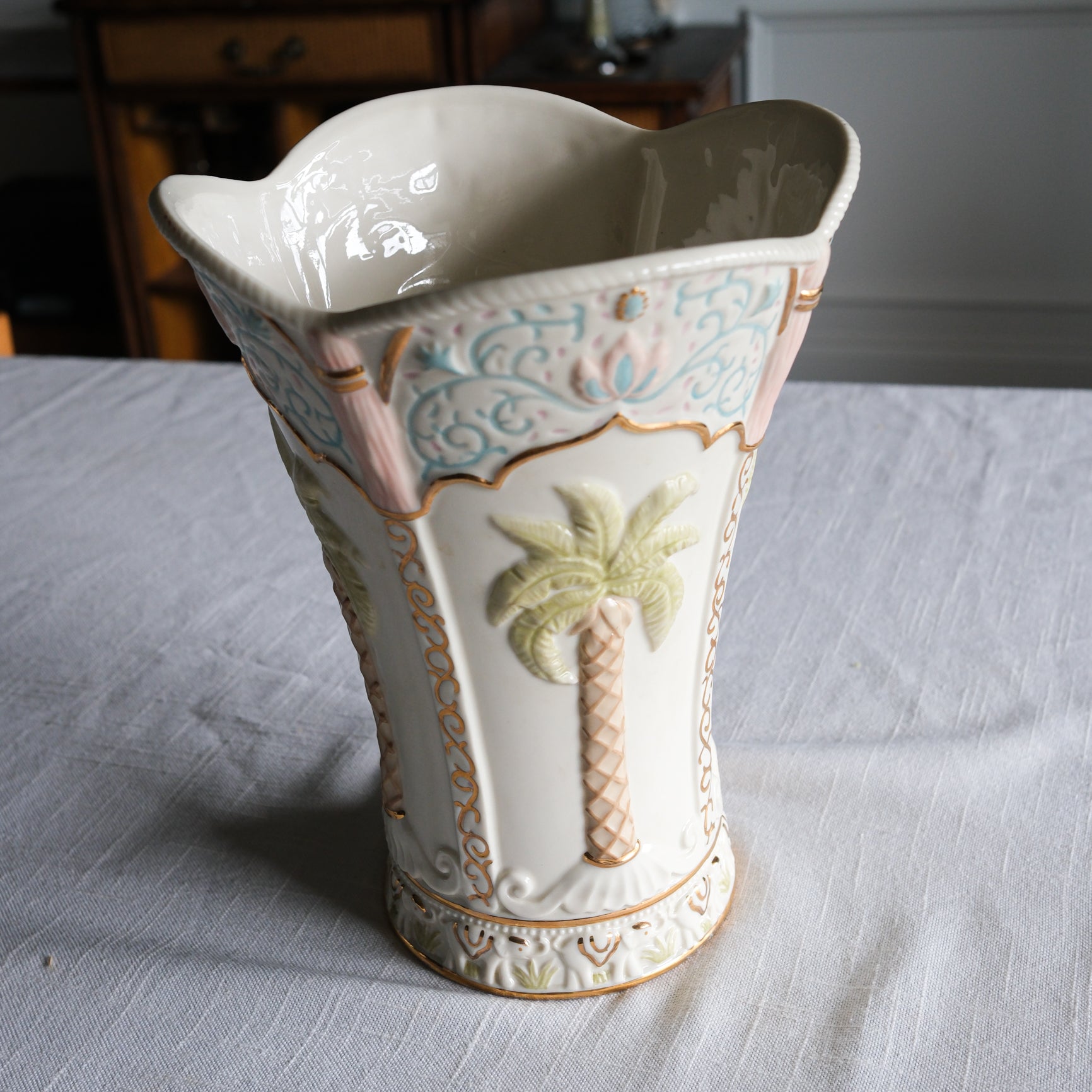 Colonial Elegance Painted Ceramic Lenox Vase Large Palm Pastel and Gold