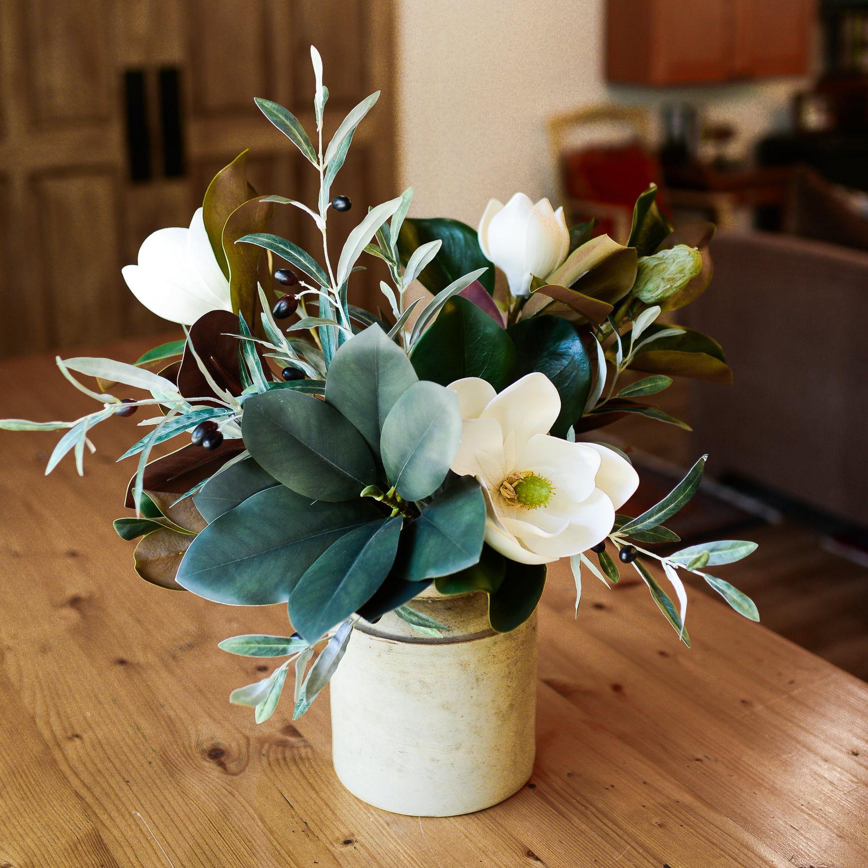 The Maggie Bouquet Drop In Large