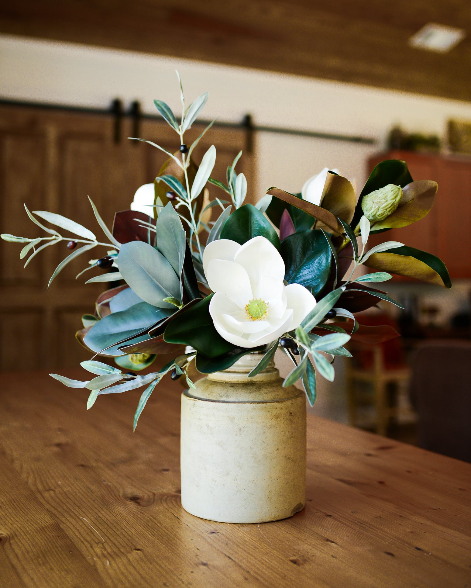 The Maggie Bouquet Drop In Large