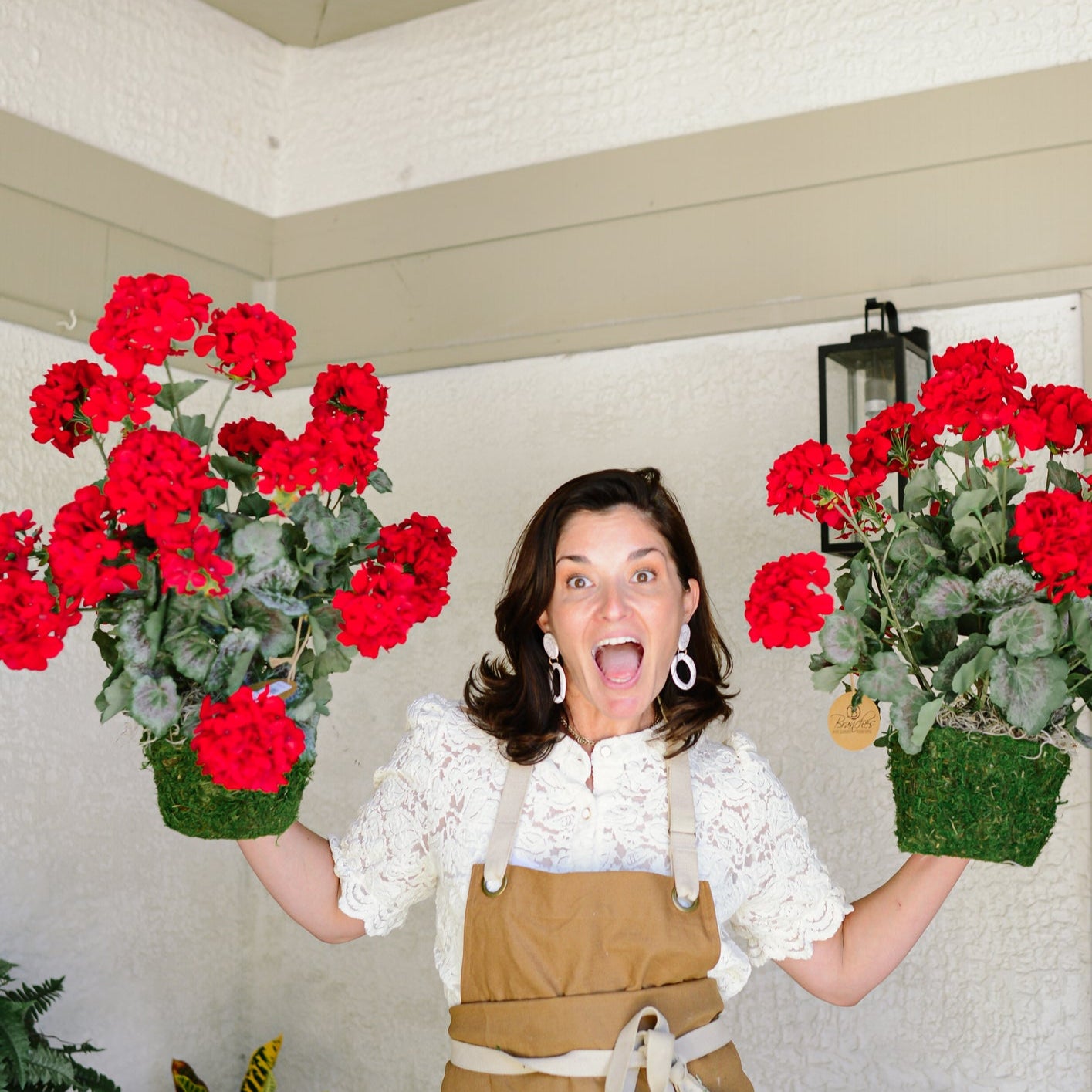 Red Geranium Double Moss Pot Drop In