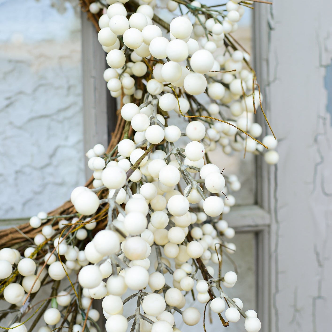 Cream Berry Wreath