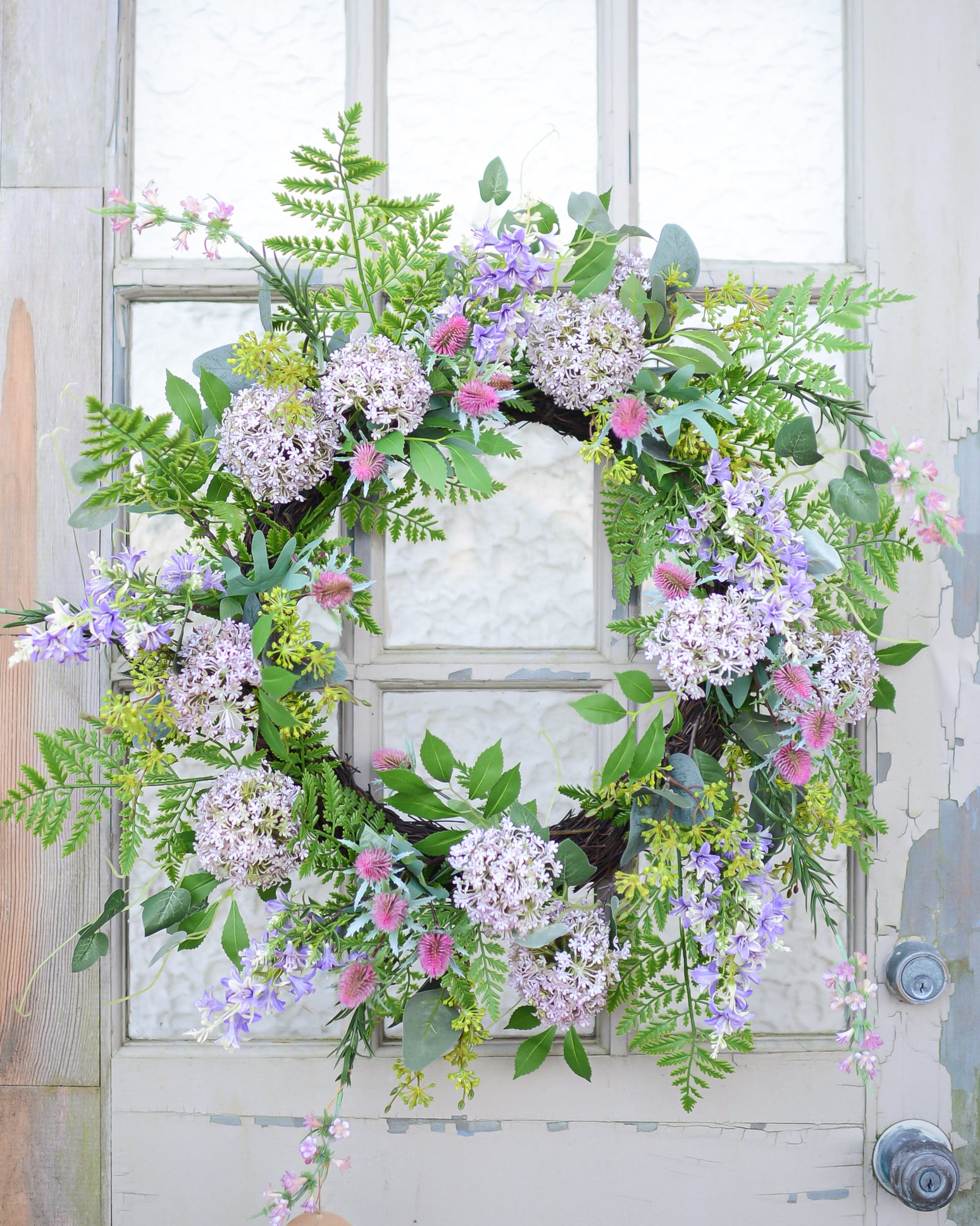 Snowball Thistle Fern Wreath