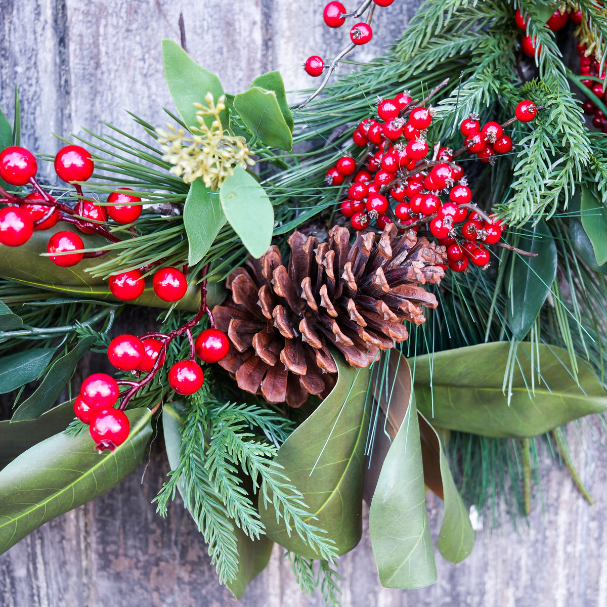 Berry Berkshire Wreath 32"D