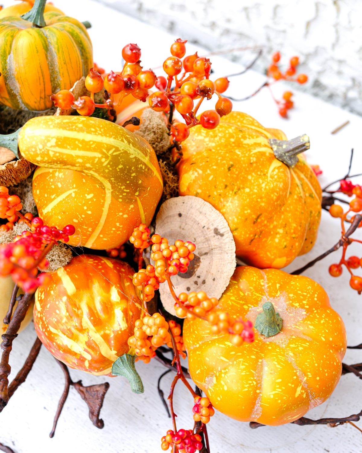 On the Vine Pumpkin Berry Centerpiece Drop In
