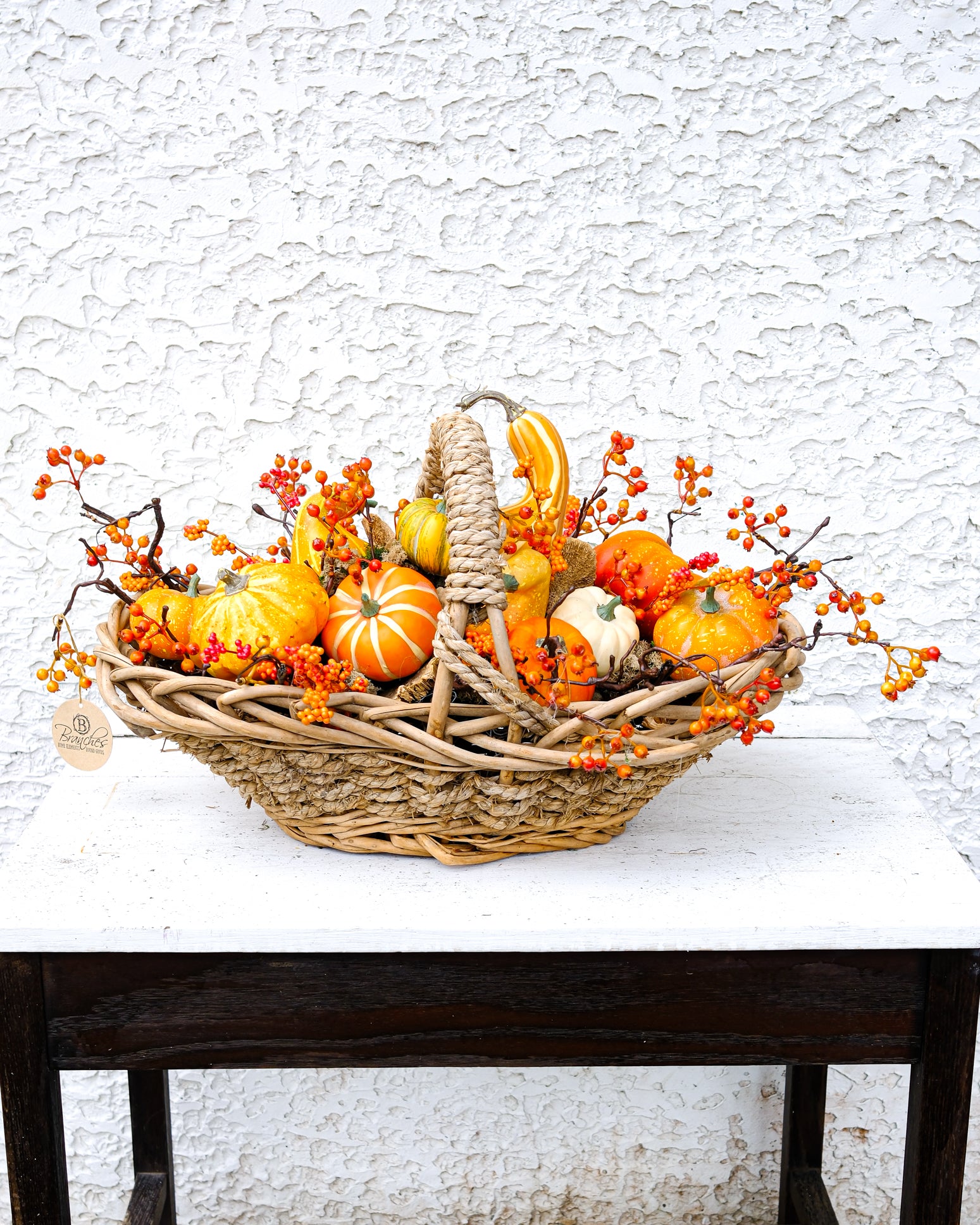 On the Vine Pumpkin Berry Centerpiece Drop In