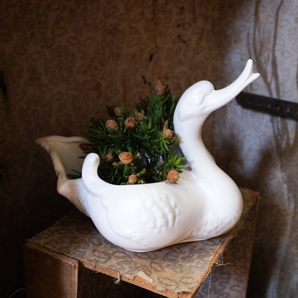 Vintage Hull Pottery White Porcelain Swan Planter or Vase