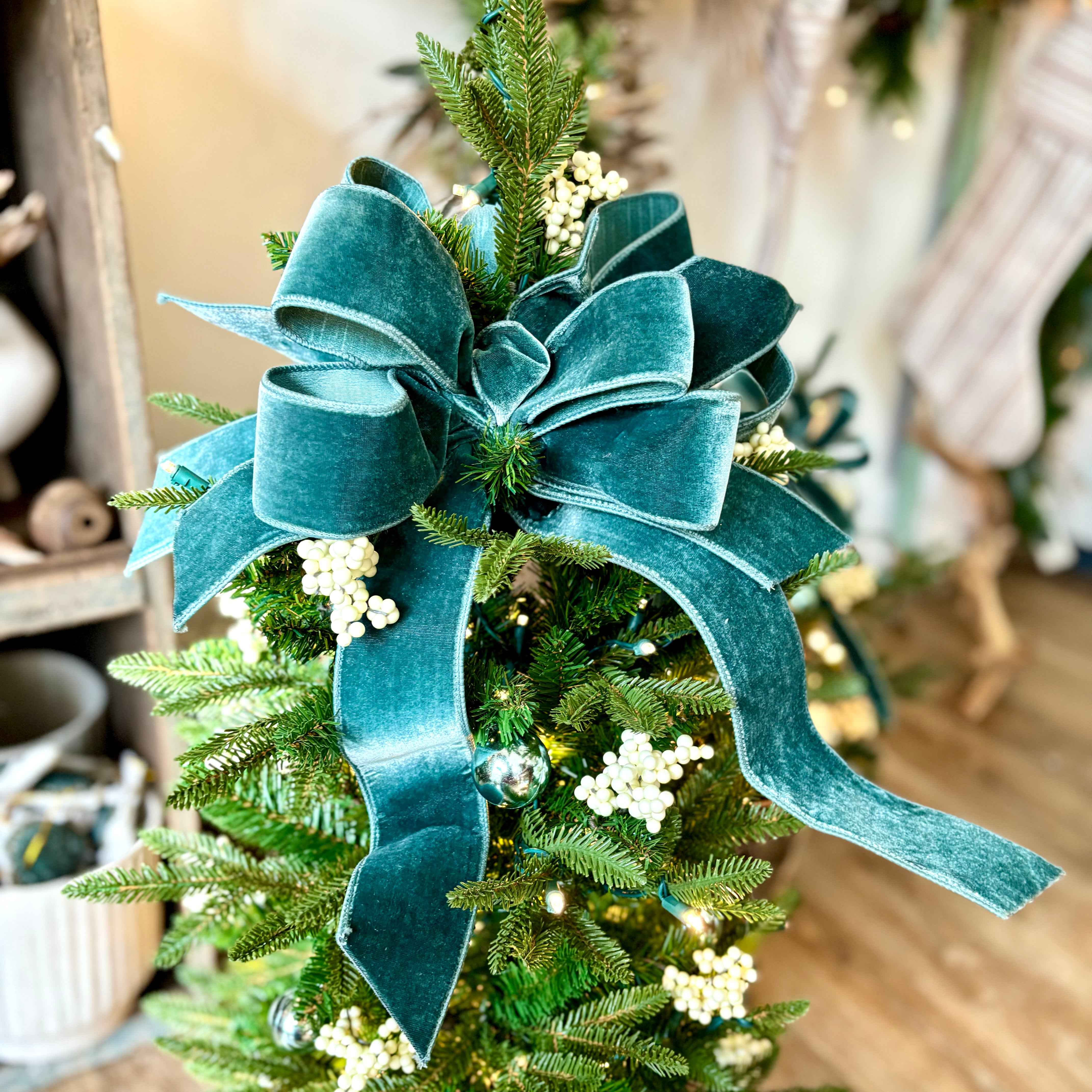 3 ft. Winter Blues Pre-Lit Decorated Tree