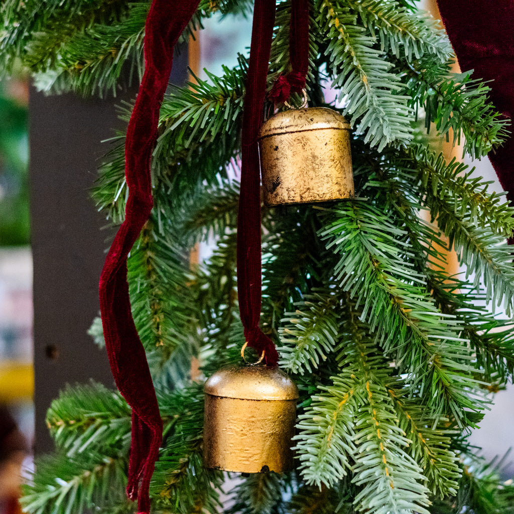 Burgundy Velvet Three Bell Hanger