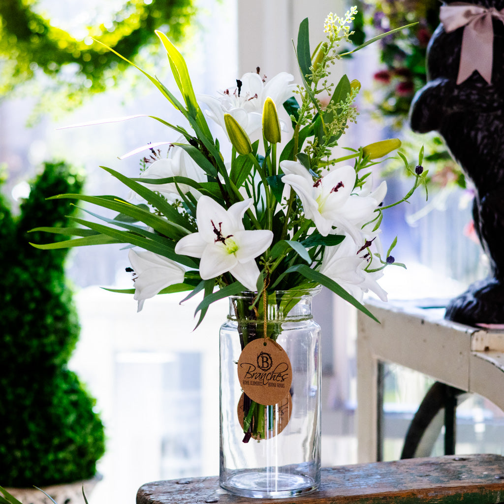 Small Easter Lily Bouquet Drop In