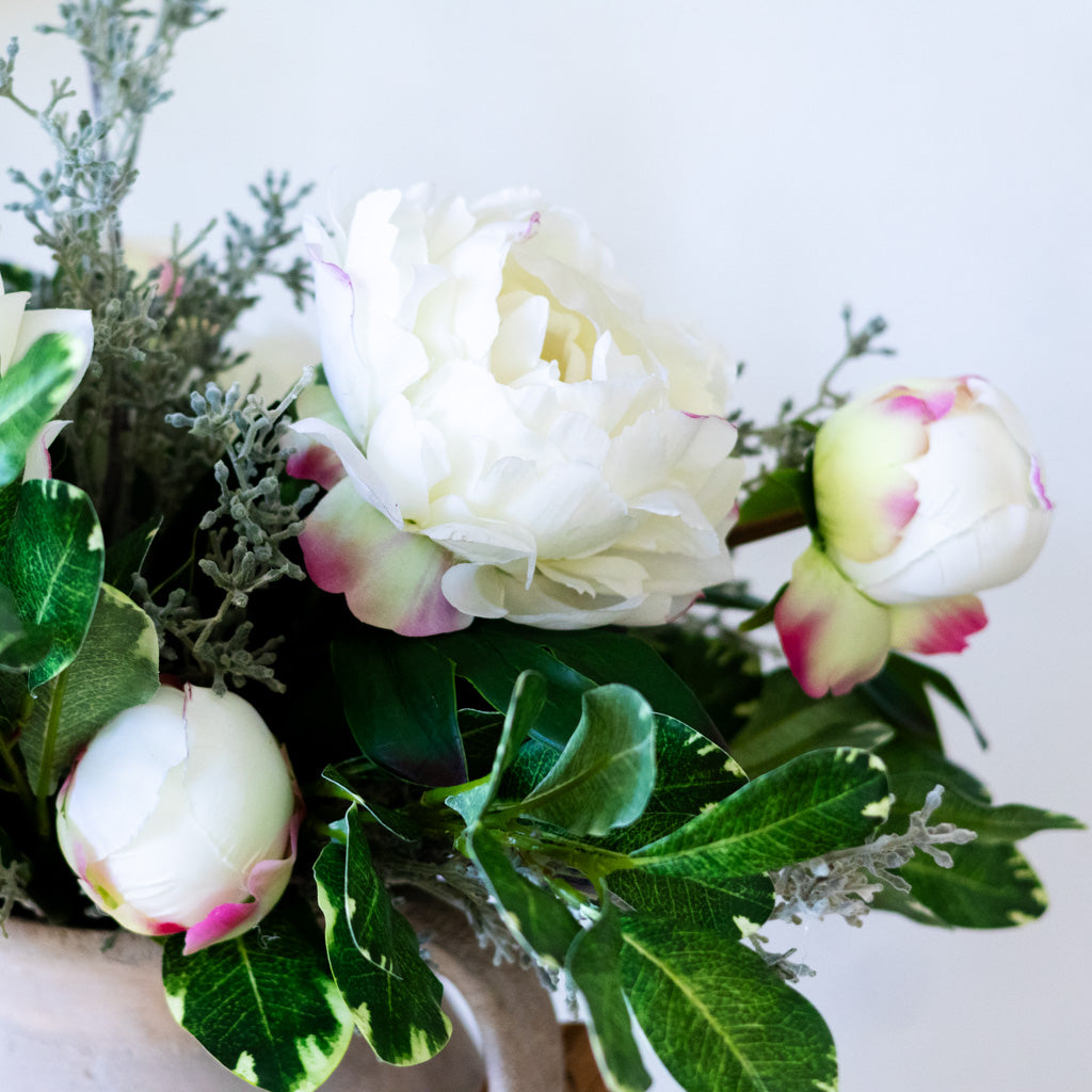 White Peony Grand Bouquet