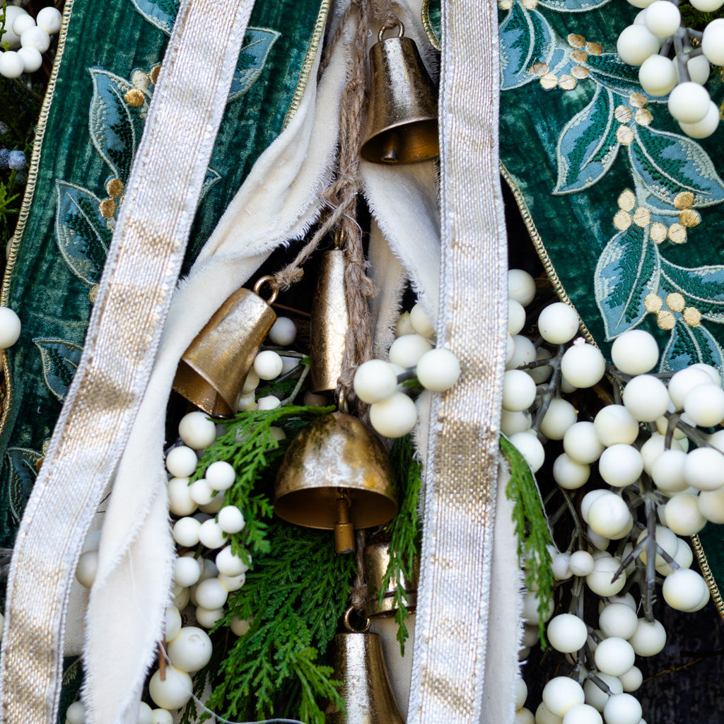 Mother of Pearl Wreath