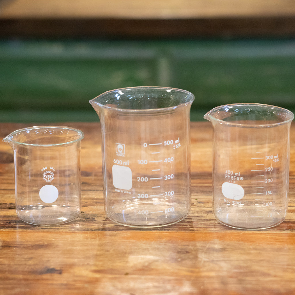 Pyrex Lab Beaker 20 oz.
