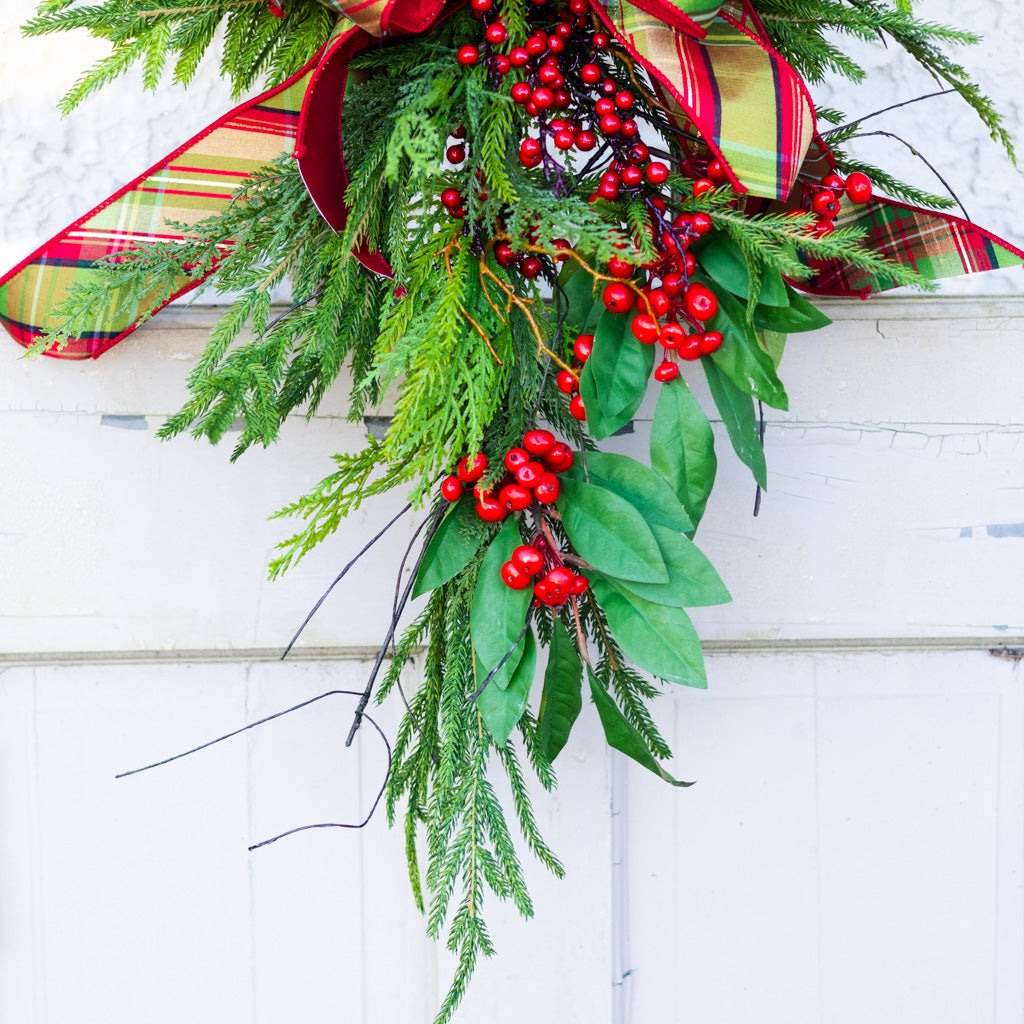 Crimson Clause Bow Bough