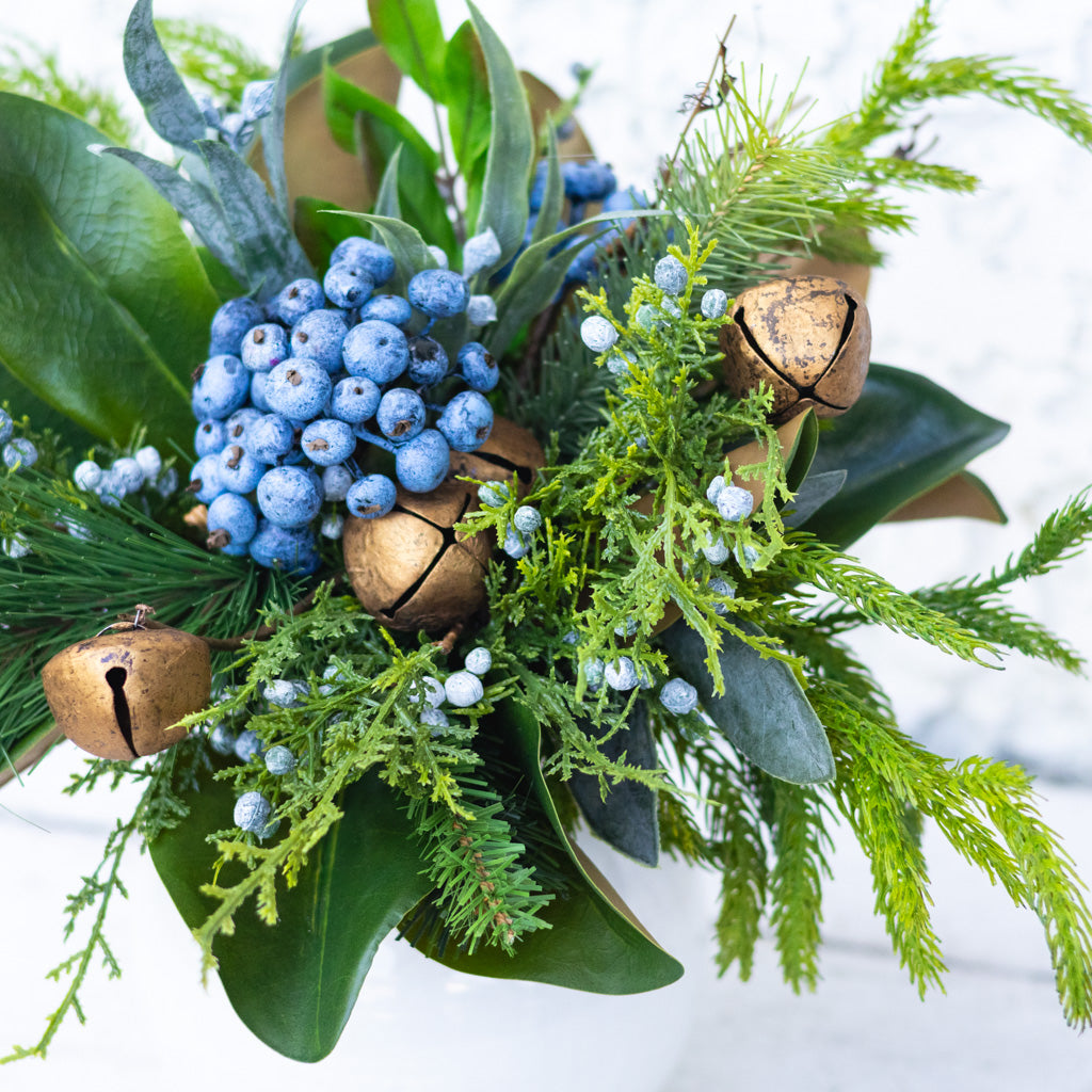 Blue bell petite bouquet Drop In