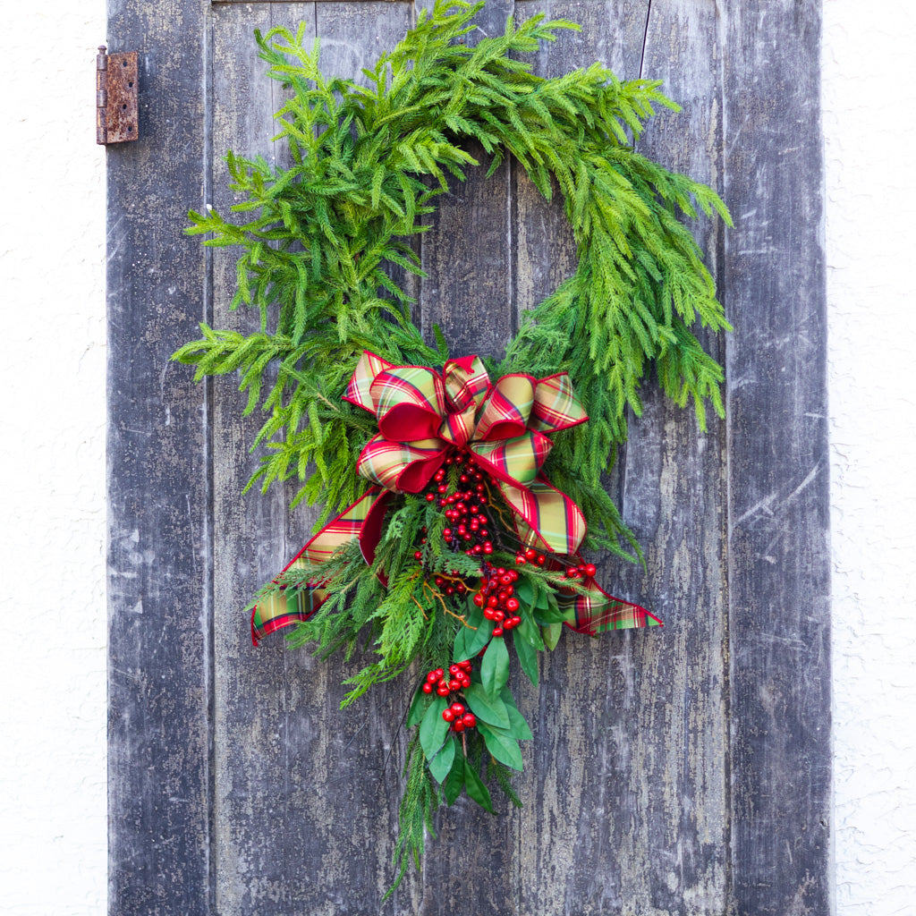 Crimson Clause Bow Bough