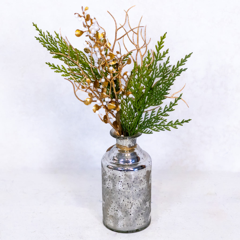 Golden Guild Mini Bouquet