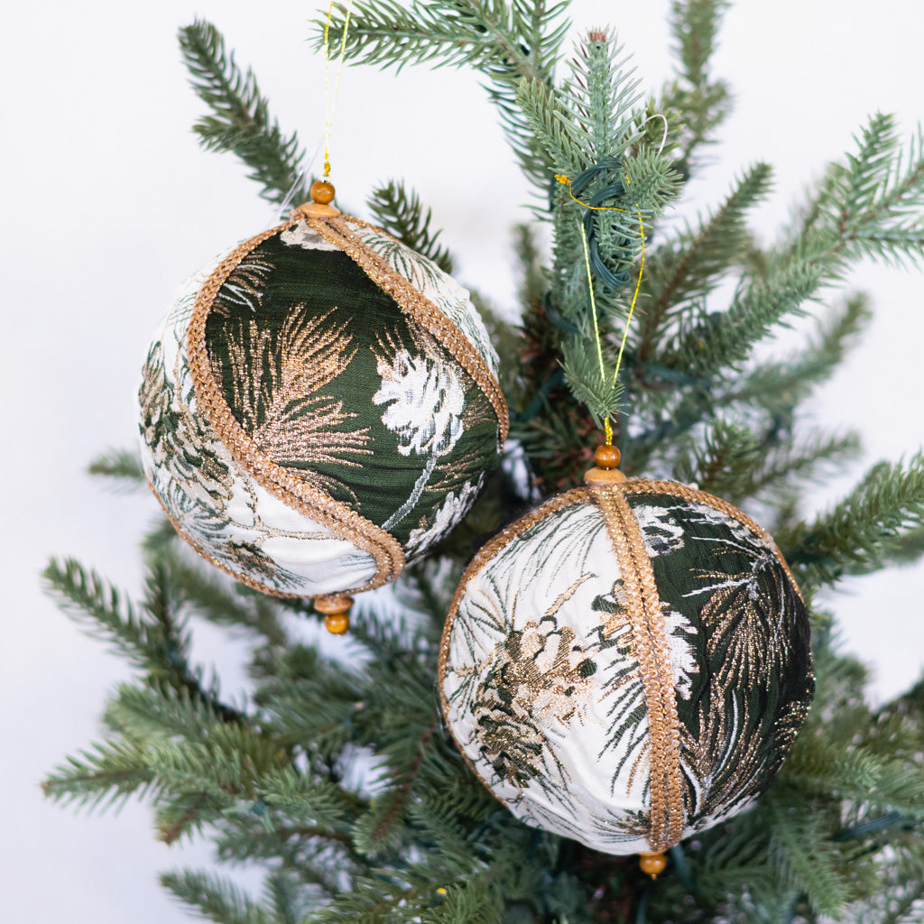 Pine Jaquard Ball Ornament with Waves