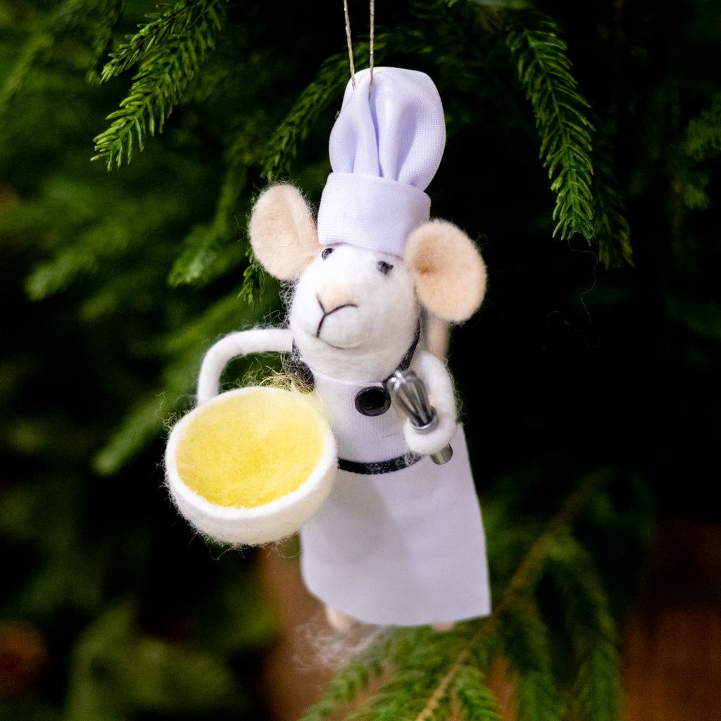 Felt Baker Mouse Holding Mixing Bowl Ornament