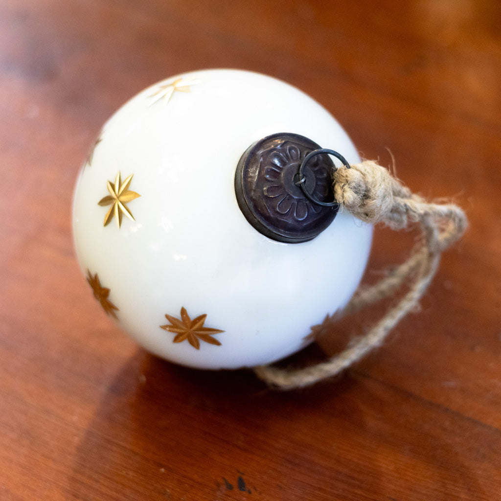 Ivory with Gold Star Etched Ball