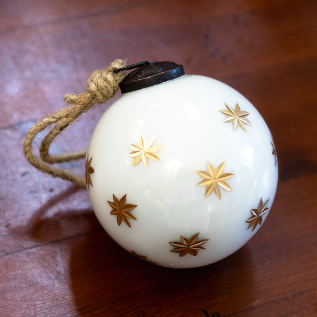 Ivory with Gold Star Etched Ball