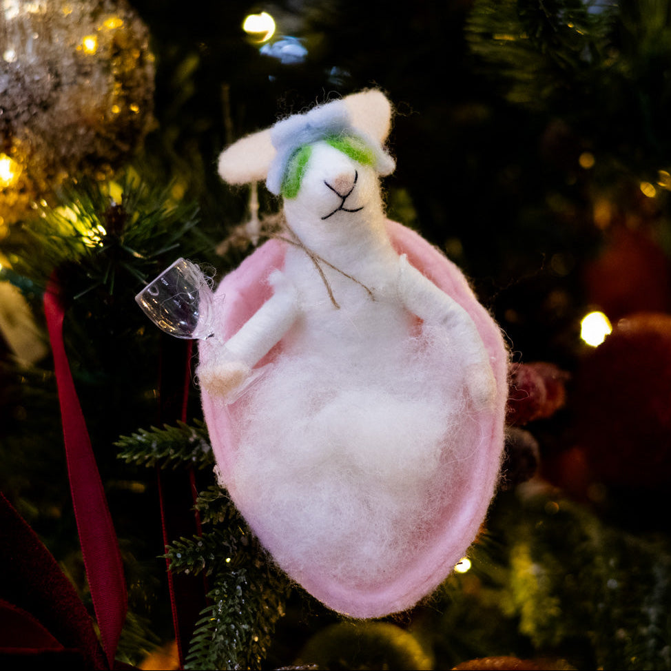 Spa Day Tub Mouse Ornament