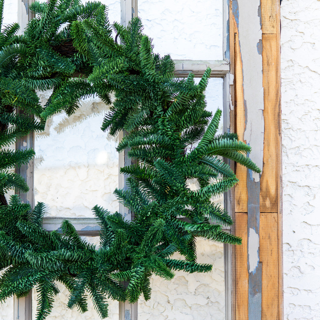 24" Noble Fir Wreath