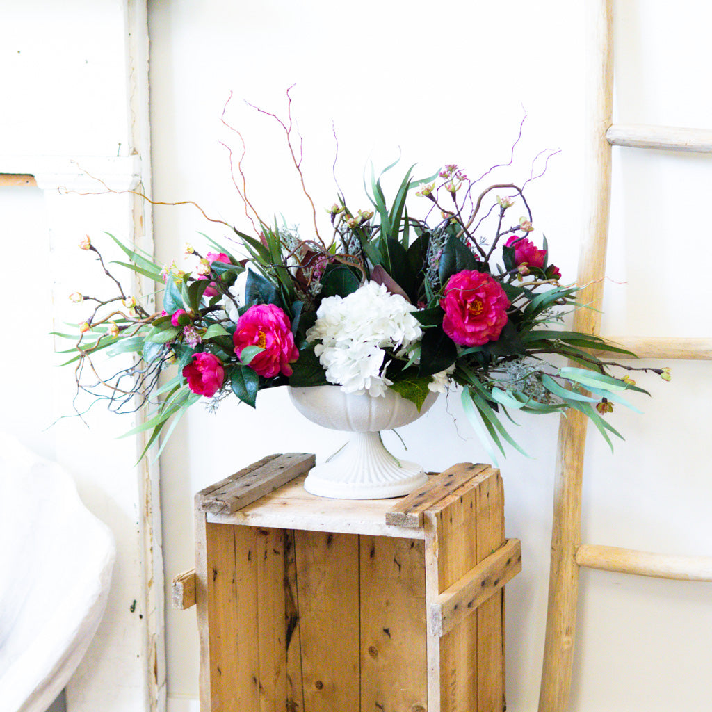 Spring in Savannah Centerpiece