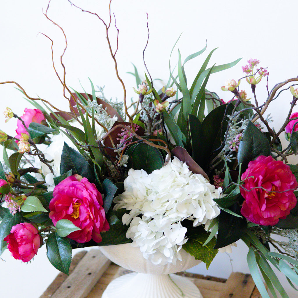 Spring in Savannah Centerpiece