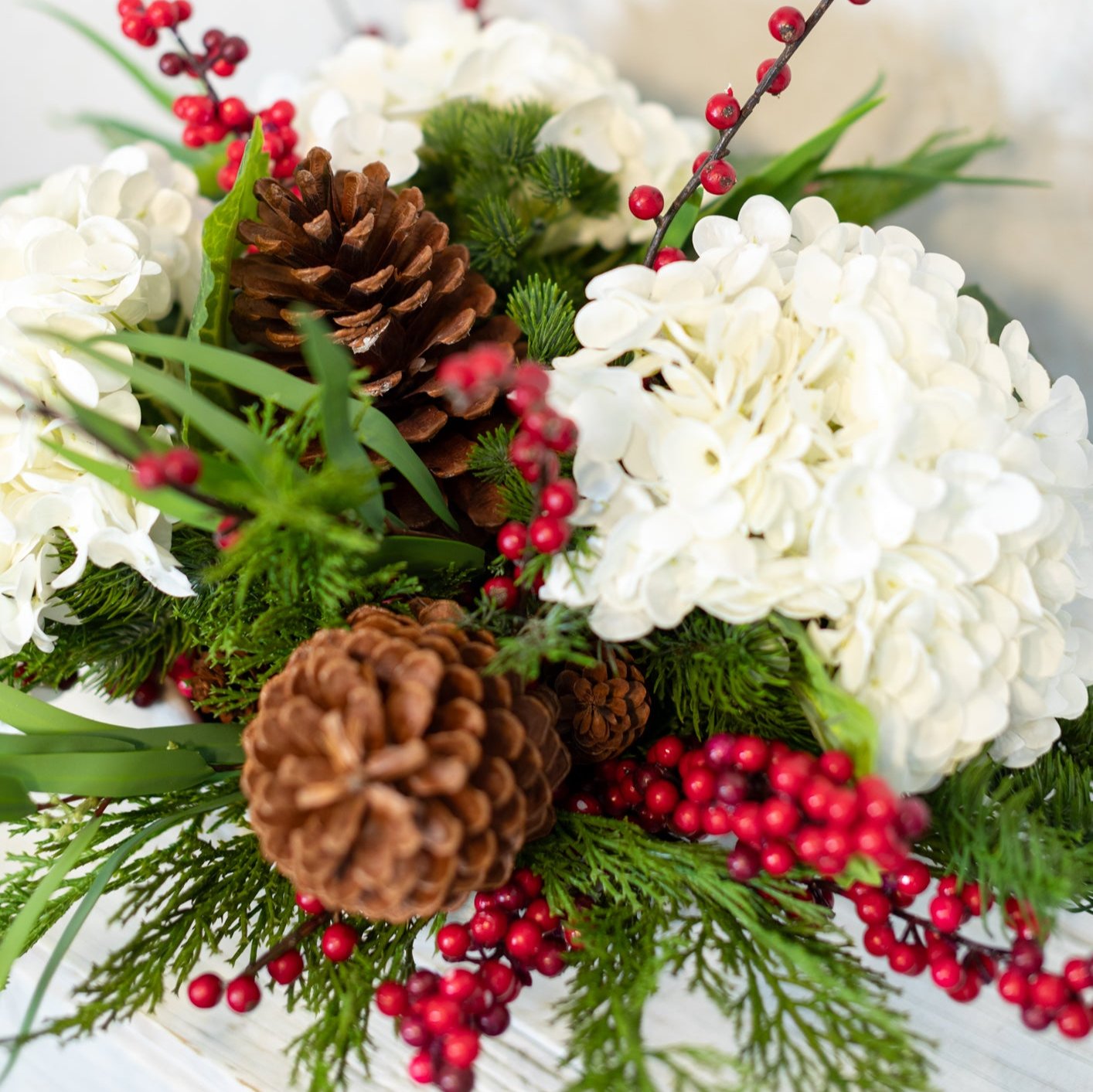 Hearth Holiday Centerpiece Drop In