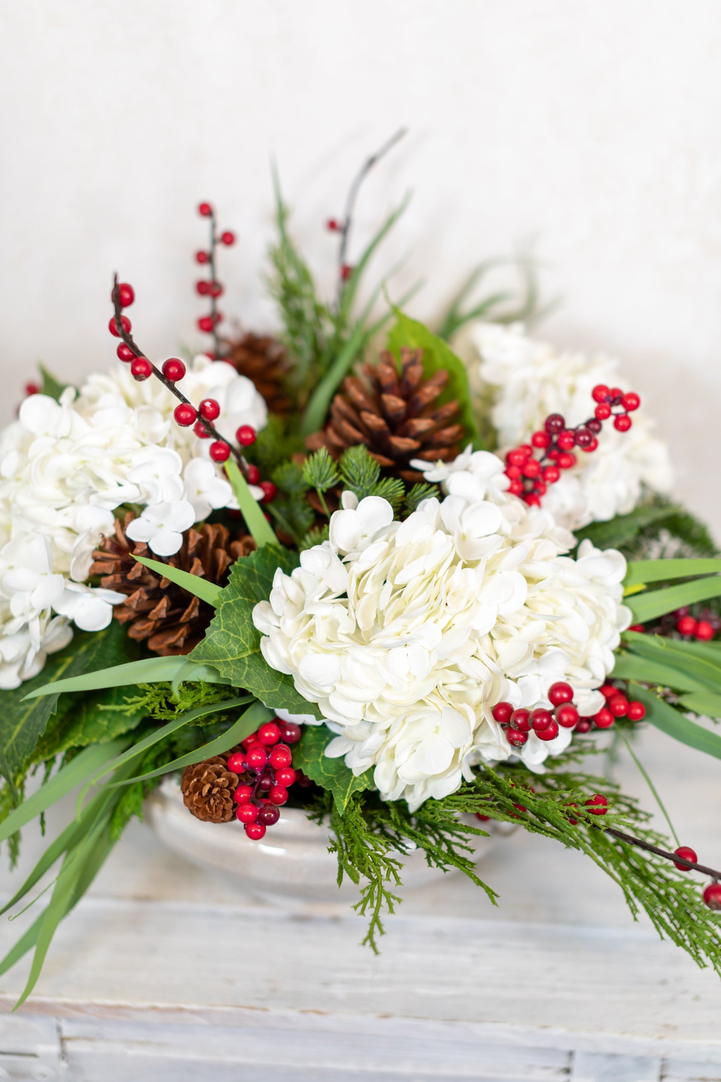 Hearth Holiday Centerpiece Drop In