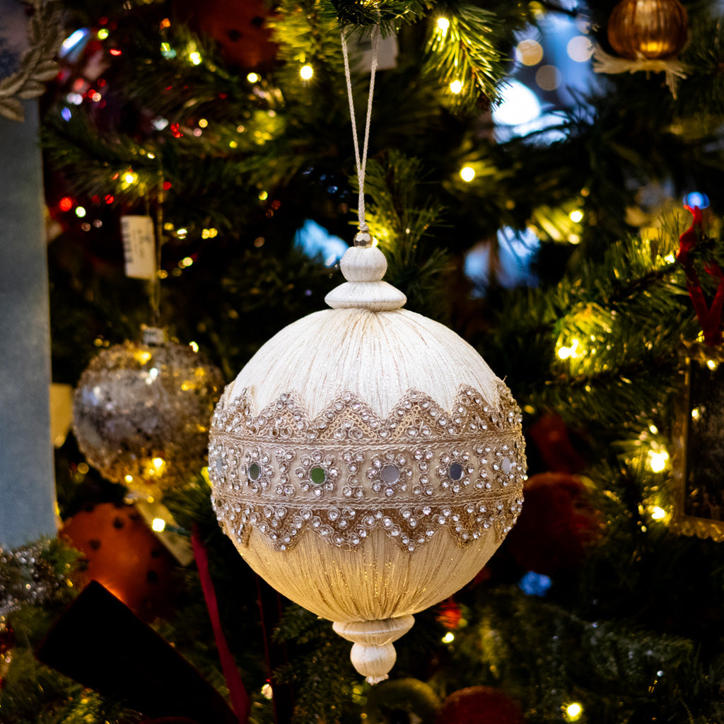 Cream Double Jewel Lace Thread Ball Ornament