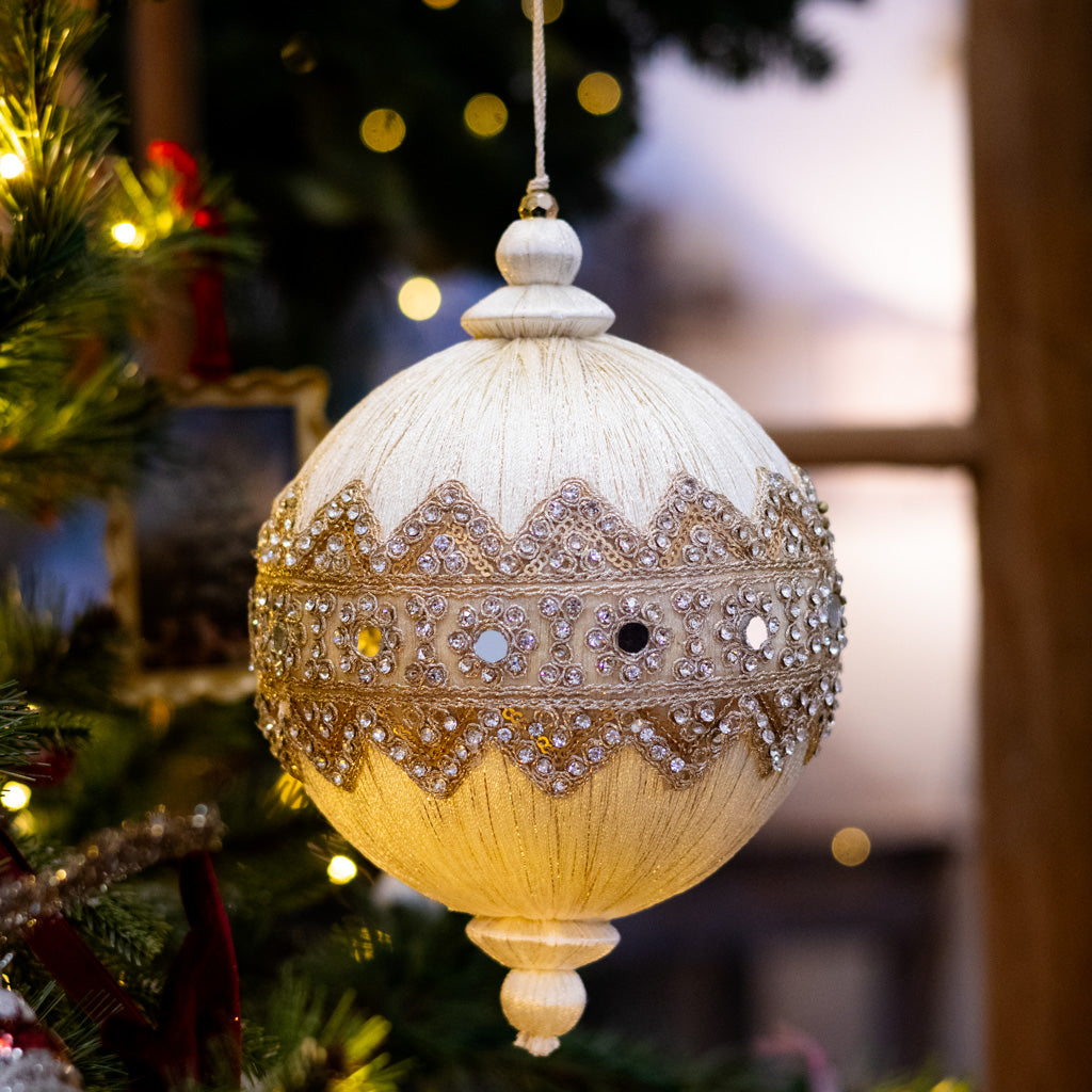 Cream Double Jewel Lace Thread Ball Ornament