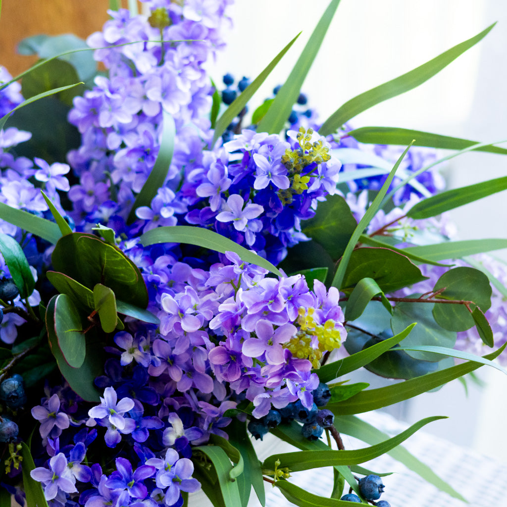 Cut Lilac Centerpiece Drop In