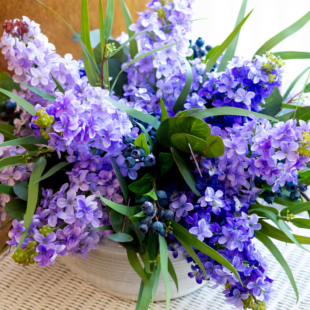 Cut Lilac Centerpiece Drop In