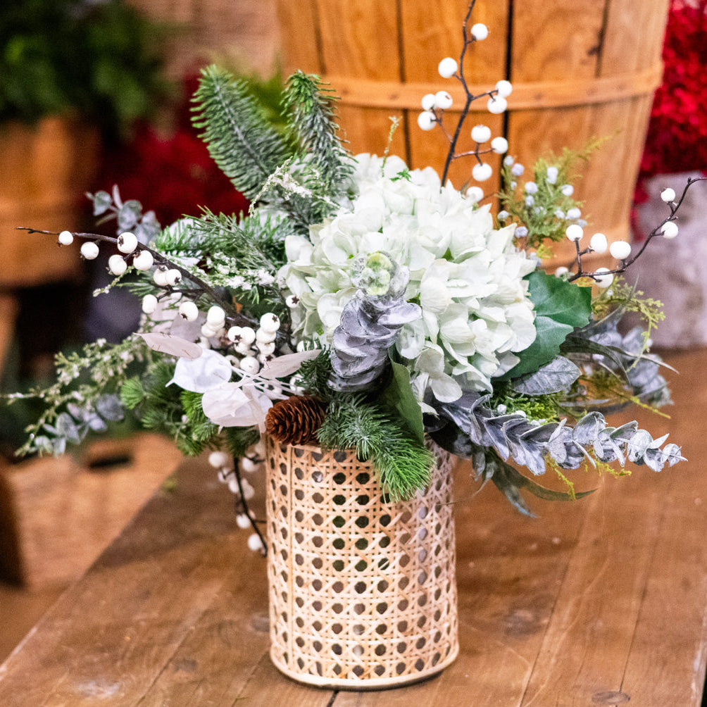 Winter Blues Grand Bouquet Drop In