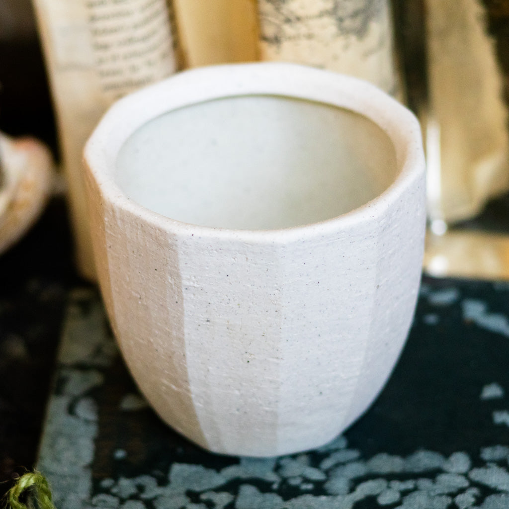 Bono White Terracotta Glazed Pot Small