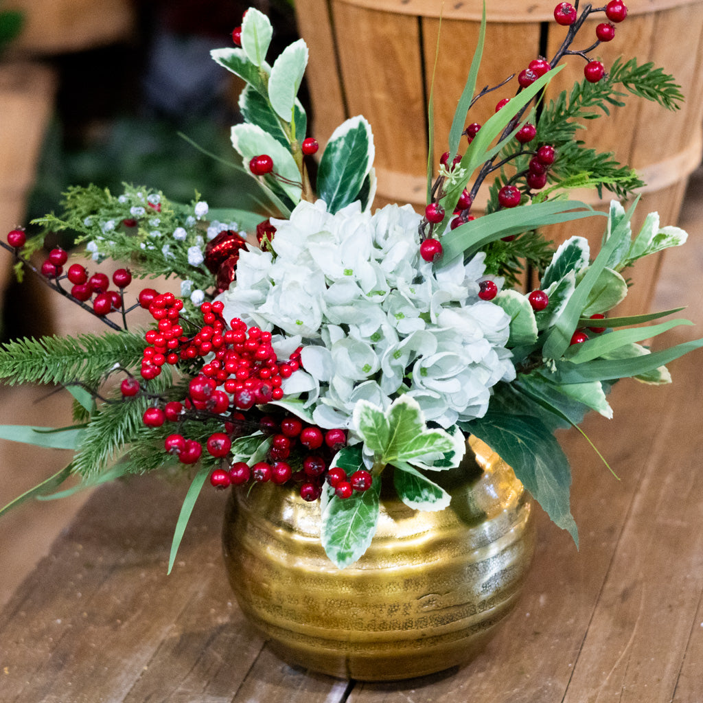 St. Nick Grand Bouquet