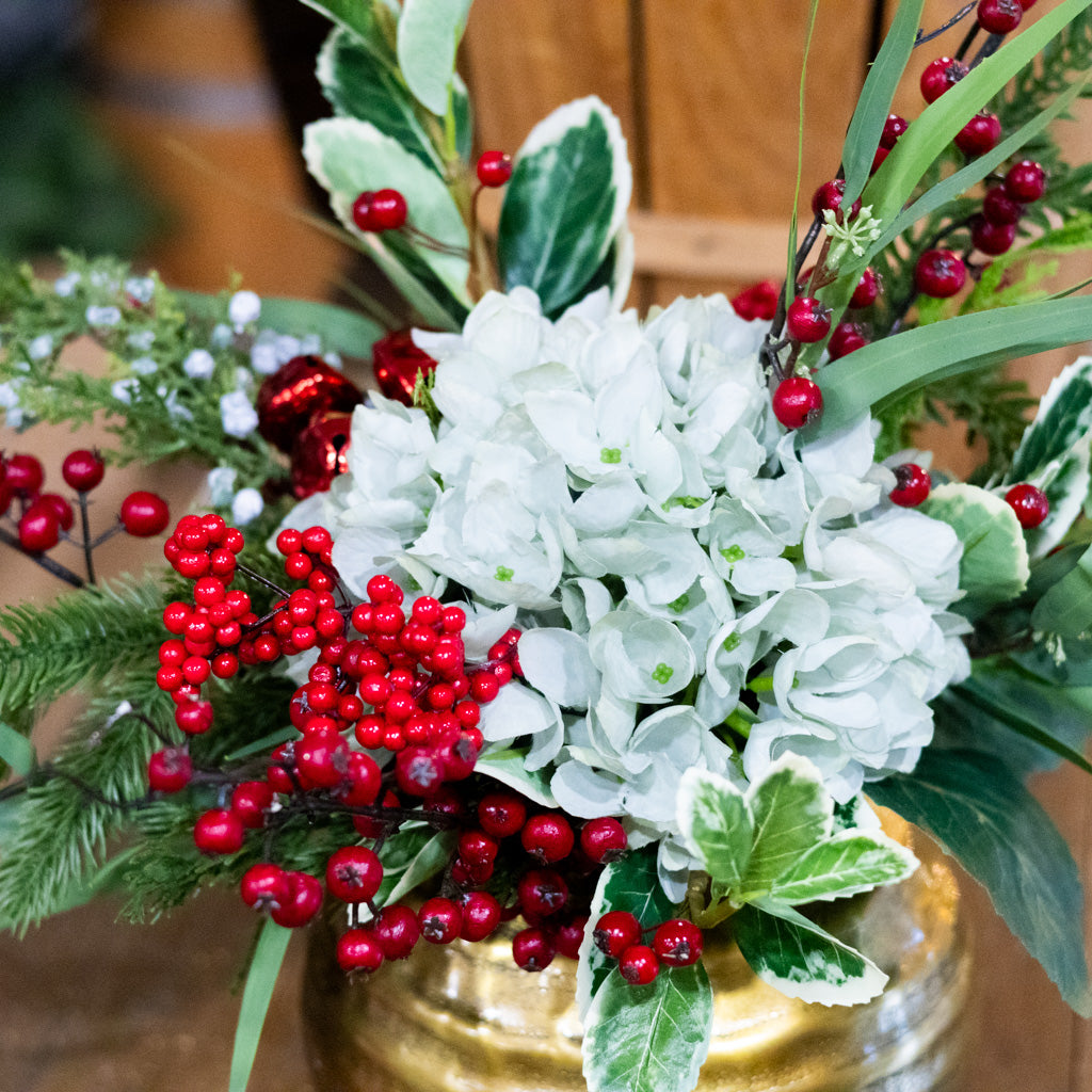 St. Nick Grand Bouquet