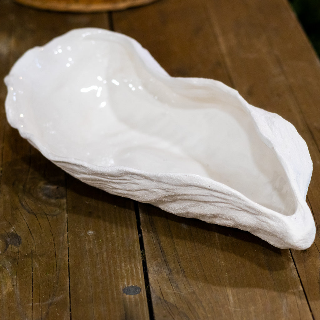 Stoneware White Shell Shaped Dish
