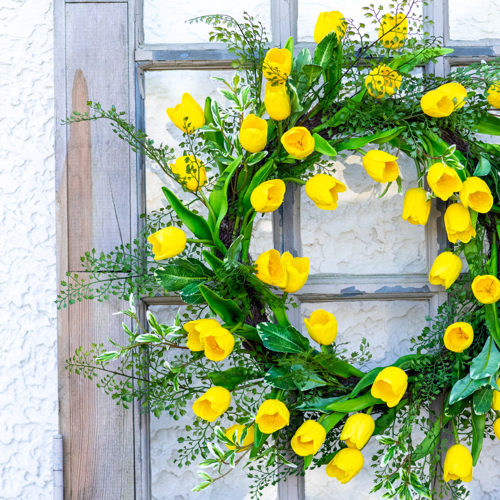 Canary Wreath