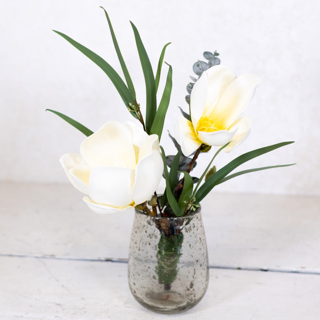 Saucer Magnolia Mini Bouquet