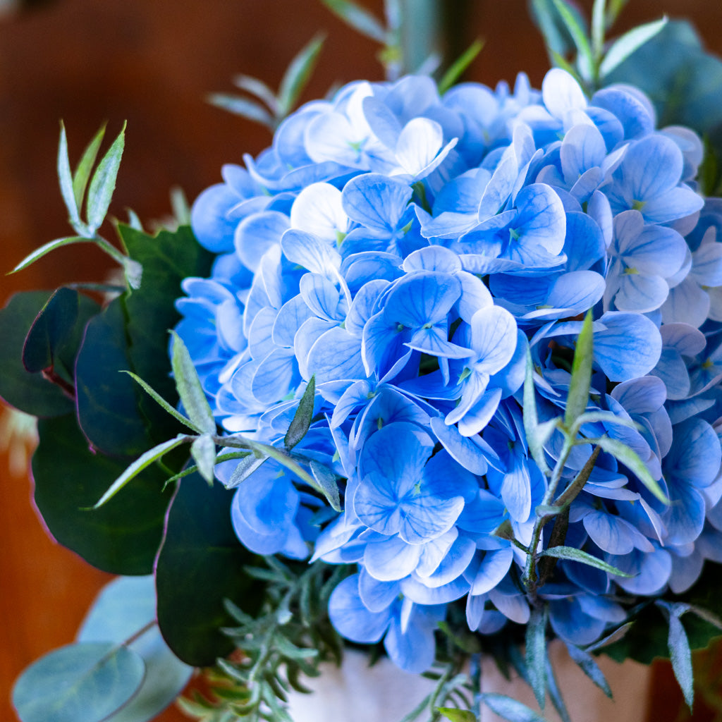 Single Blue Hydrangea Bouquet Drop In