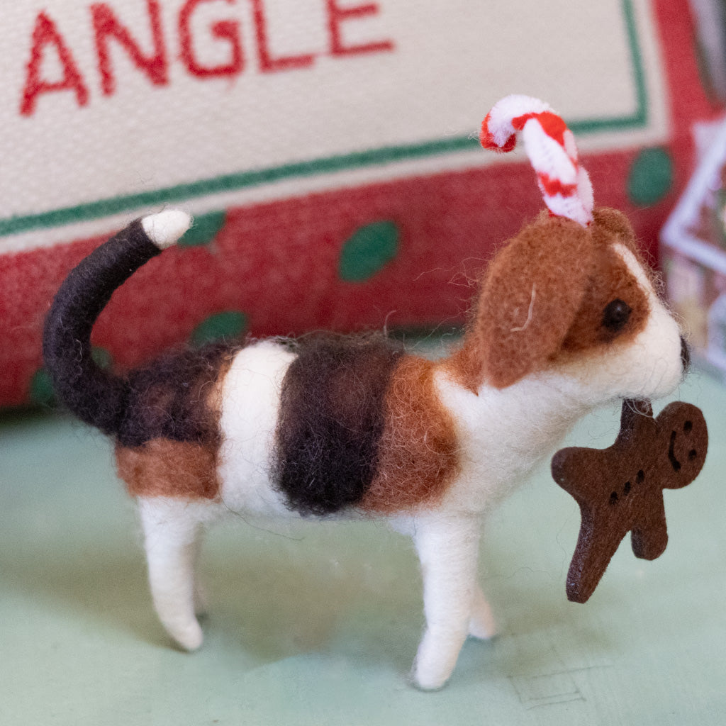 Wool Beagle with Candy Cane Antlers Beagle & Gingerbread Man